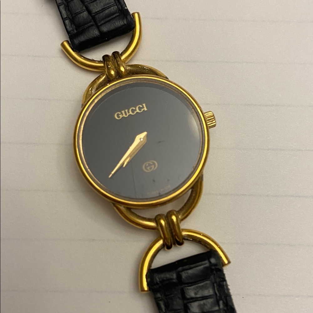 GUCCI 6000L Watch - Picture 2 of 7